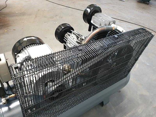 Renopower - bd7.5-270-12.5-t - luchtcompressor - afbeelding 4 van  5