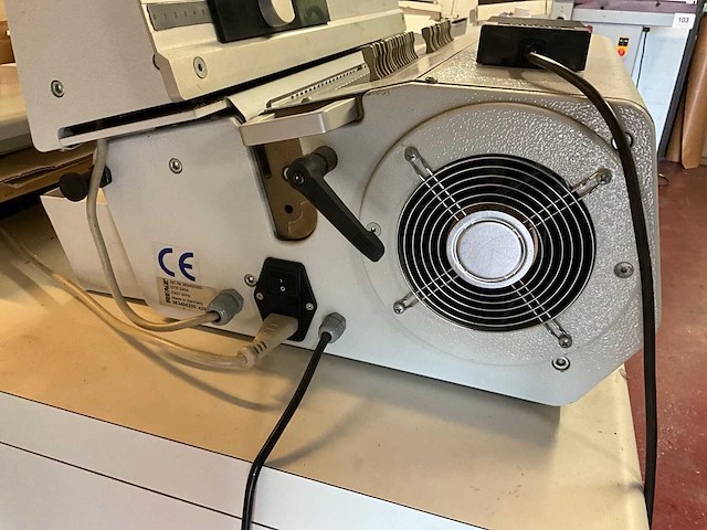 Renz dtp 340 a ponsmachine - afbeelding 4 van  5