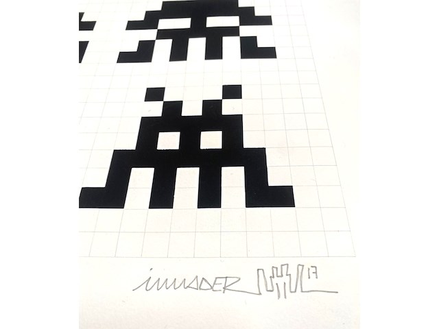 "repitition, variation, evolution" by invader (2017) - afbeelding 3 van  9