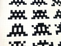 "repitition, variation, evolution" by invader (2017) - afbeelding 9 van  9