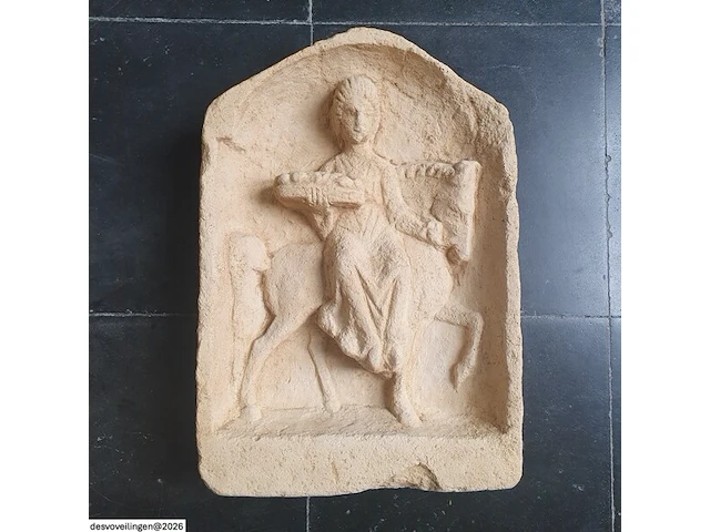 Replica fresco vrouw op paard - afbeelding 2 van  2