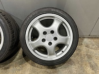 Replica porsche set 4 velgen en banden - afbeelding 14 van  20