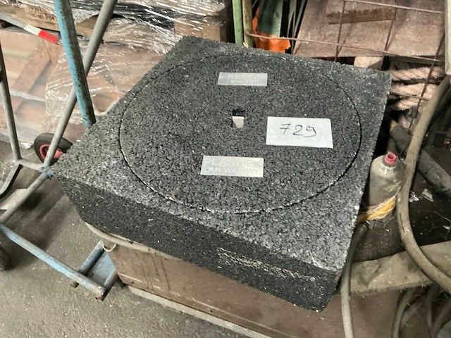 Repro en124 c250 kunststof putdeksel - afbeelding 1 van  5