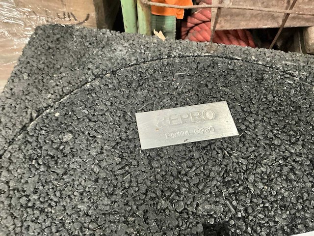 Repro en124 c250 kunststof putdeksel - afbeelding 4 van  5