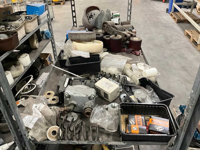 Reserveonderdelen - afbeelding 5 van  23