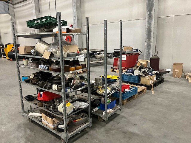 Reserveonderdelen - afbeelding 1 van  23