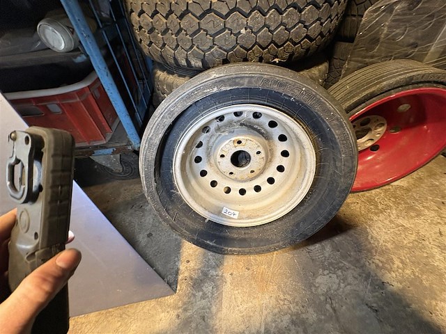 Reservewiel 911 - afbeelding 1 van  3