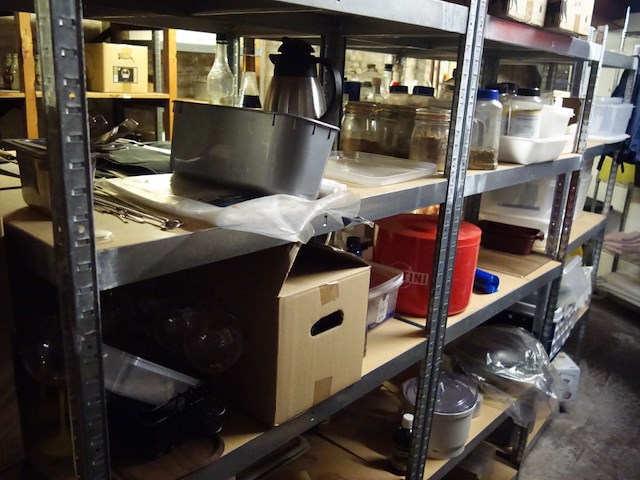 Rest inhoud bergruimte - afbeelding 6 van  19