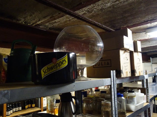 Rest inhoud bergruimte - afbeelding 7 van  19