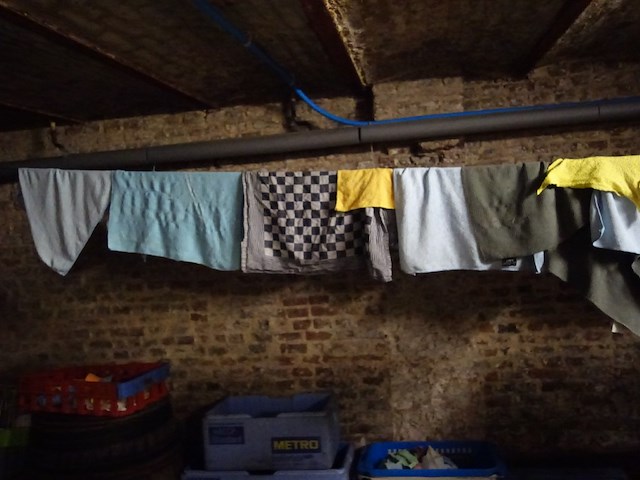 Rest inhoud bergruimte - afbeelding 10 van  19