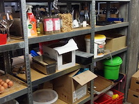 Rest inhoud bergruimte - afbeelding 1 van  19