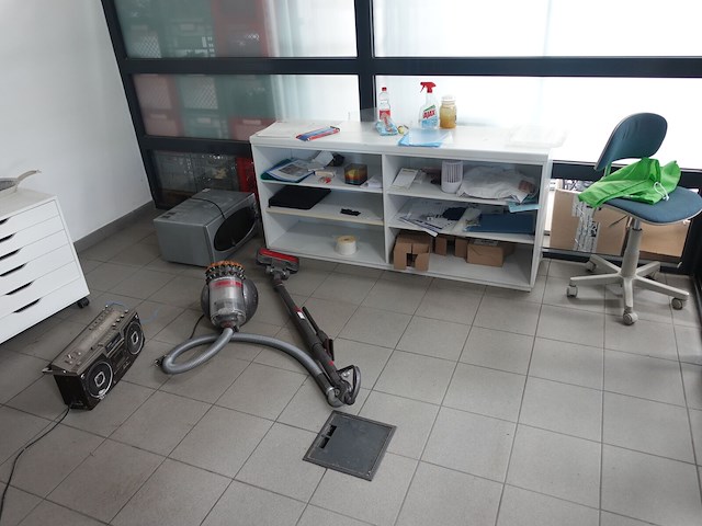 Rest inhoud bureau ruimte - afbeelding 8 van  10