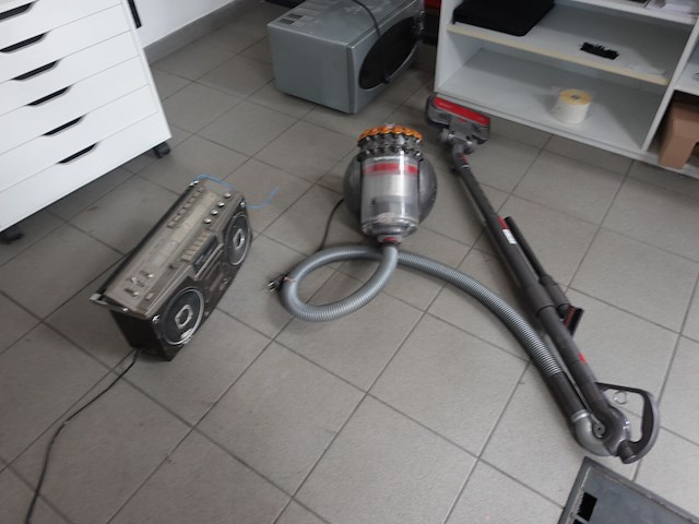 Rest inhoud bureau ruimte - afbeelding 10 van  10
