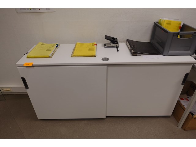 Rest inhoud bureau - afbeelding 2 van  7