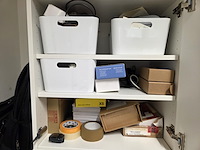 Rest inhoud kantoor en stock - afbeelding 27 van  62