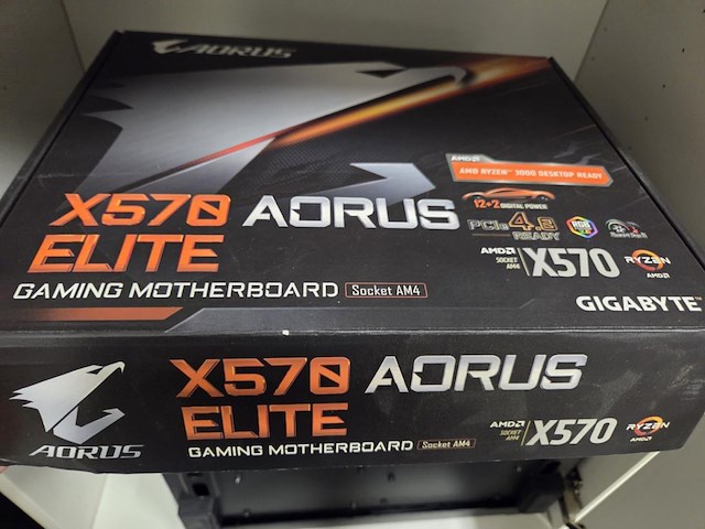 Rest inhoud kantoor en stock - afbeelding 36 van  62