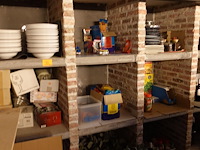 Rest inhoud kelder - afbeelding 1 van  25