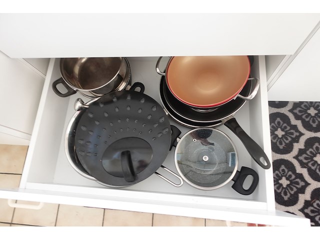 Rest inhoud keuken - afbeelding 9 van  11