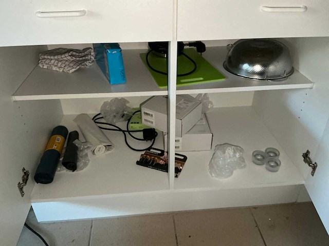 Rest inhoud keuken - afbeelding 9 van  11