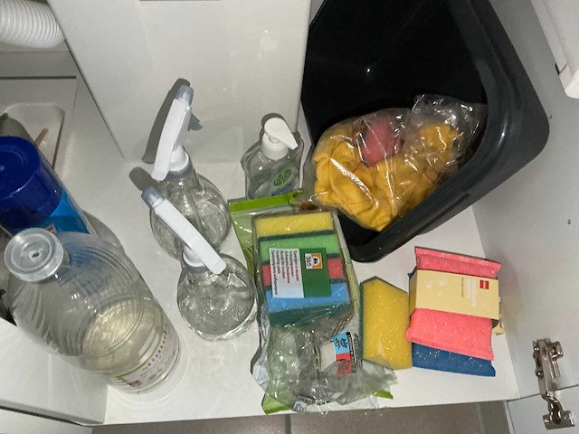 Rest inhoud keuken - afbeelding 10 van  11