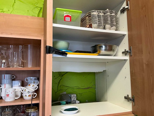 Rest inhoud keuken - afbeelding 18 van  25