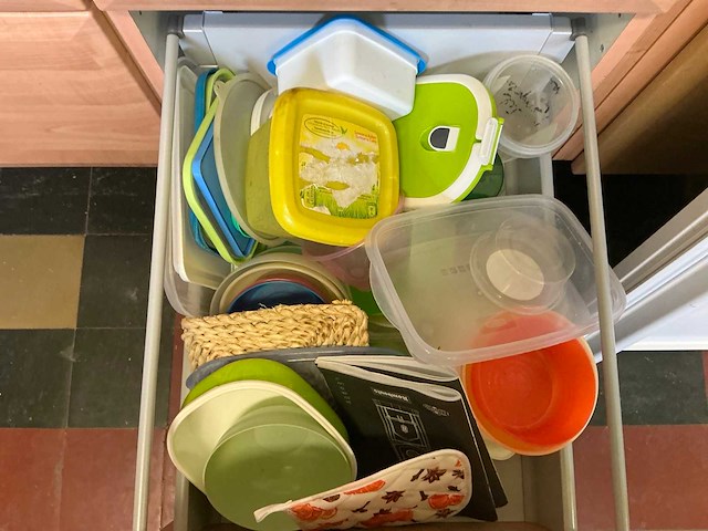 Rest inhoud keuken - afbeelding 23 van  25