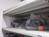 Rest inhoud rek - afbeelding 8 van  16