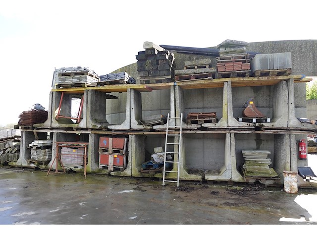 Rest inhoud rek - afbeelding 1 van  9