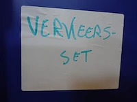 Rest inhoud rek - afbeelding 14 van  17