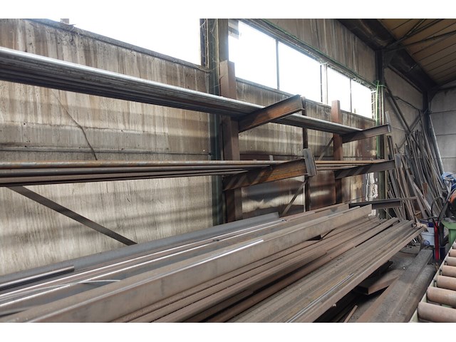 Rest inhoud ruimte atelier staal - afbeelding 10 van  40