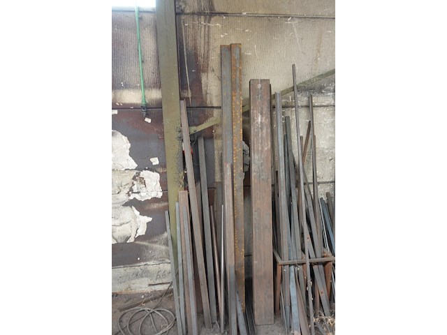 Rest inhoud ruimte atelier staal - afbeelding 14 van  40