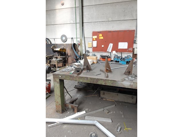 Rest inhoud ruimte atelier staal - afbeelding 24 van  40