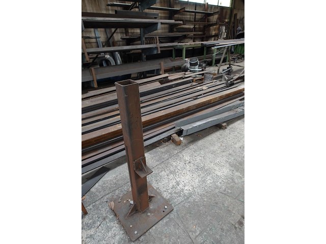 Rest inhoud ruimte atelier staal - afbeelding 37 van  40