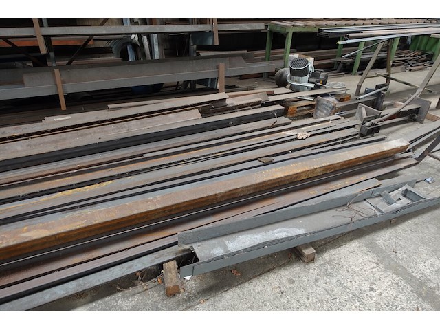 Rest inhoud ruimte atelier staal - afbeelding 38 van  40