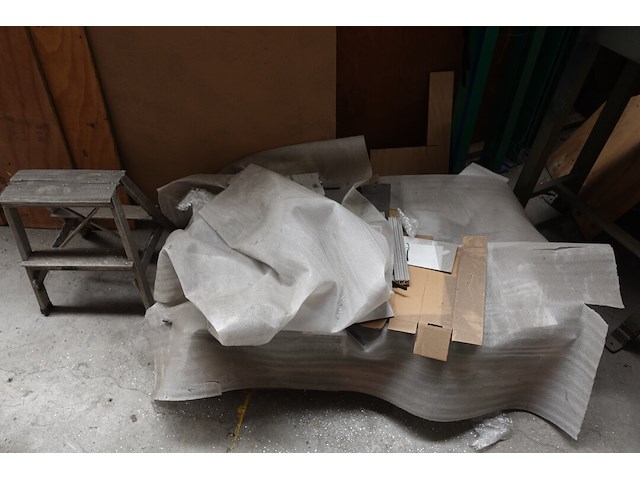 Rest inhoud ruimte atelier staal - afbeelding 3 van  15