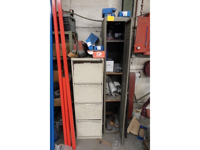 Rest inhoud ruimte atelier staal - afbeelding 9 van  15