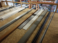 Rest inhoud zolder - afbeelding 4 van  8