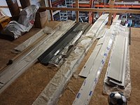 Rest inhoud zolder - afbeelding 5 van  8