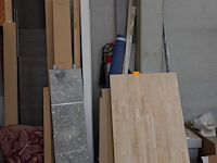 Rest partij hout - afbeelding 1 van  9