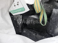 Restant van diverse stenen puin - afbeelding 7 van  7