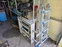 Resterende inhoud garage, buitenterrein en... - afbeelding 6 van  26