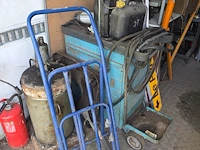 Resterende inhoud garage, buitenterrein en... - afbeelding 7 van  26