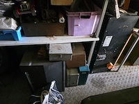 Resterende inhoud garage, buitenterrein en... - afbeelding 16 van  26