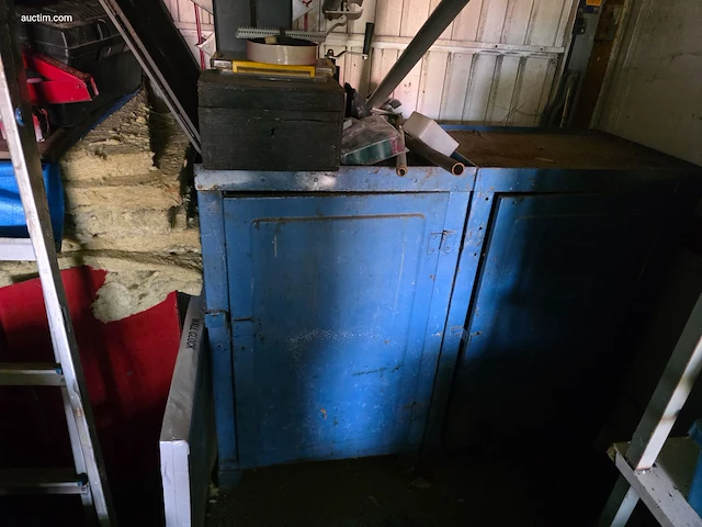 Resterende inhoud garage, buitenterrein en... - afbeelding 19 van  26