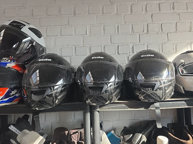Resterende inhoud lokalen kazerne ixs, mds, eole,... - afbeelding 4 van  36