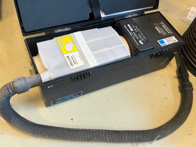 Resterende inhoud magazijn - afbeelding 2 van  23