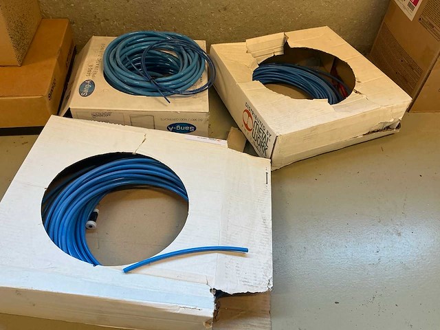 Resterende inhoud magazijn - afbeelding 7 van  23