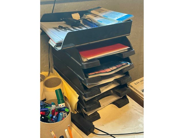 Resterende inhoud magazijn - afbeelding 18 van  23