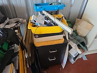 Resterende inhoud showroom en kantoor metabo,... - afbeelding 5 van  34