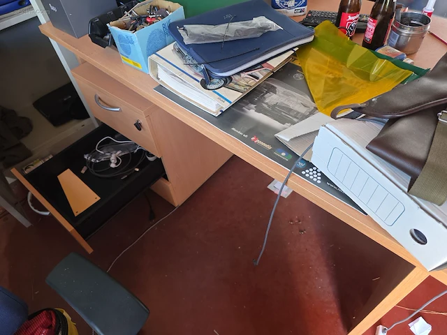 Resterende inhoud showroom en kantoor metabo,... - afbeelding 18 van  34